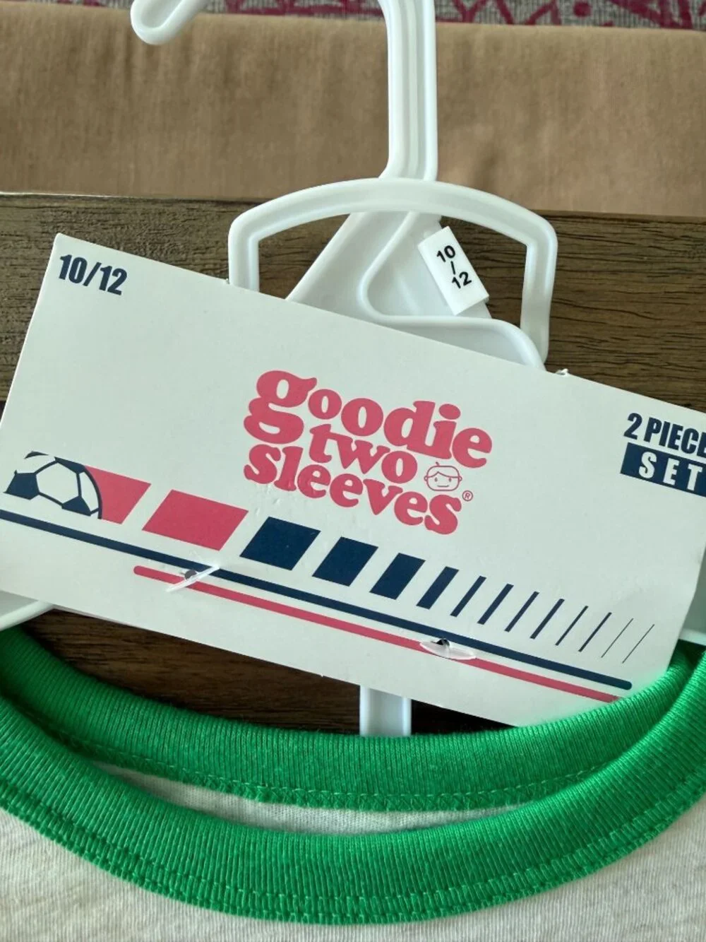 goodie two sleeves goodie two